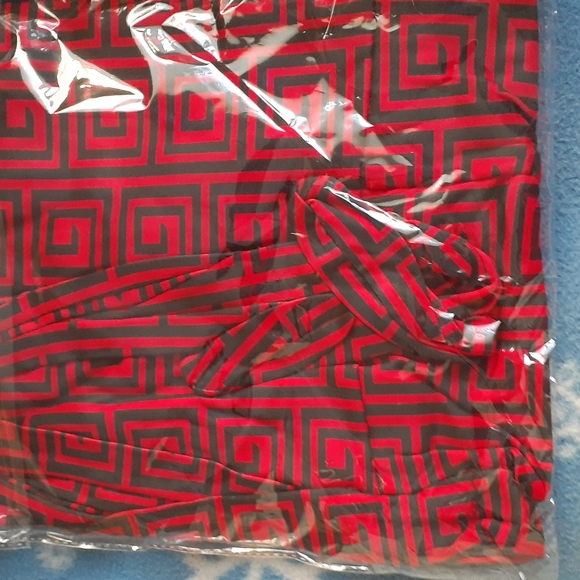 DRESS SOLD OUT - Picture 11 of 12